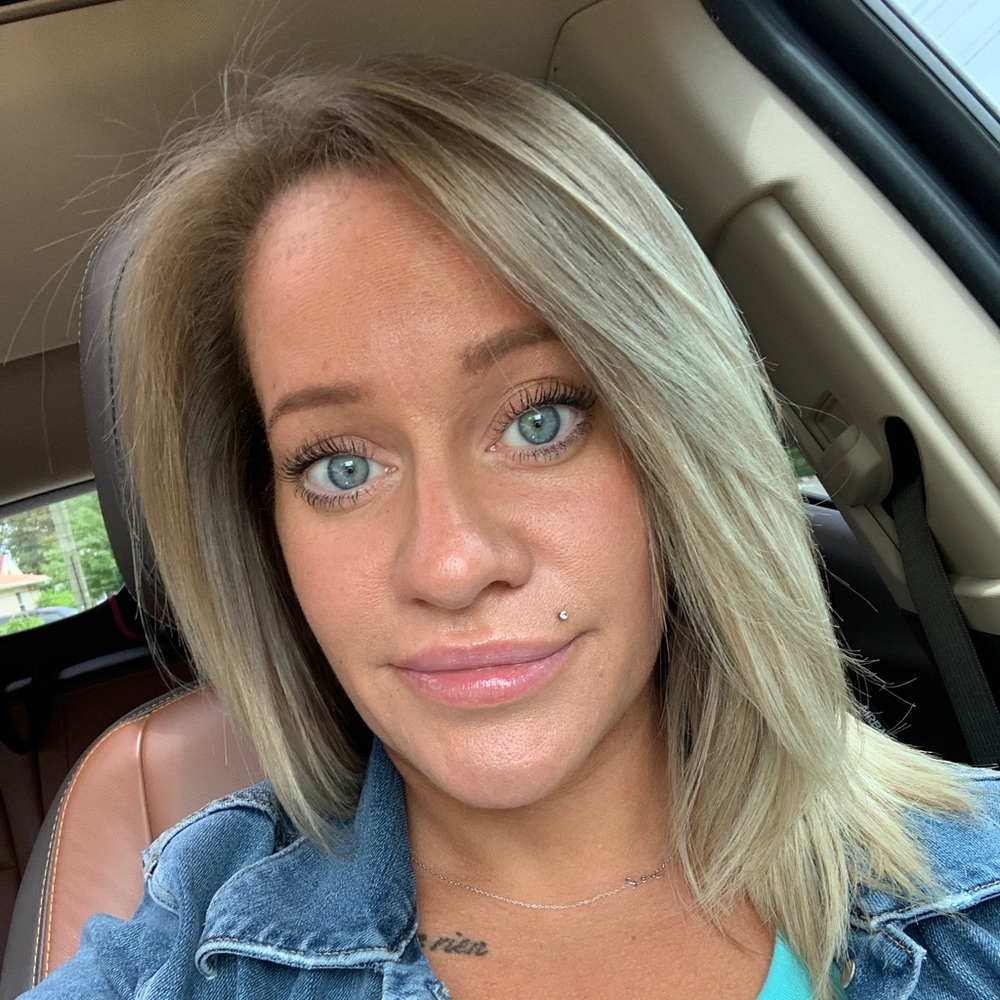 Meet your Posher, Amanda